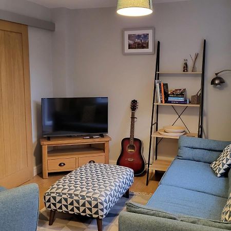 3 Bedroom Townhouse, Free Parking Йорк Экстерьер фото