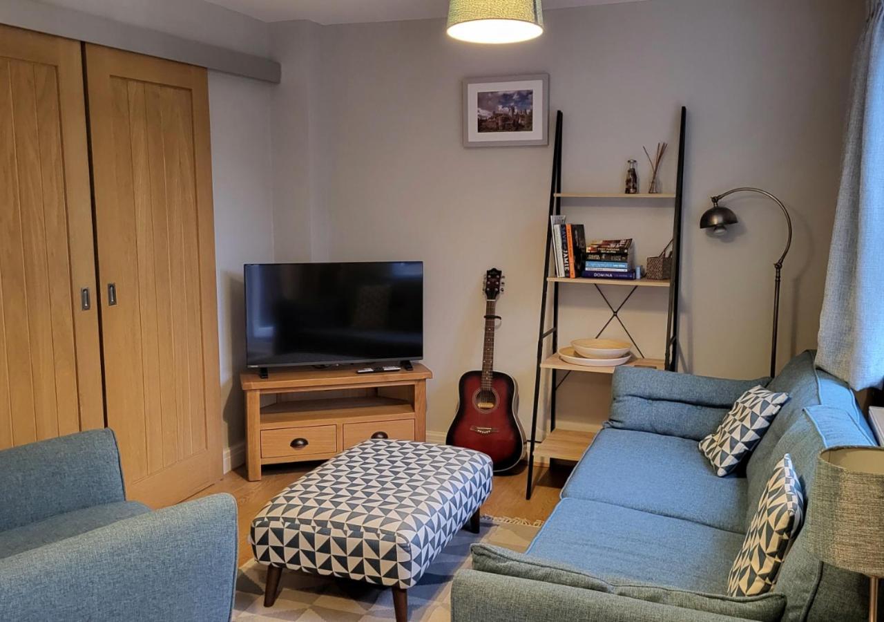 3 Bedroom Townhouse, Free Parking Йорк Экстерьер фото